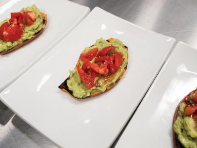 Contestant Blake Baldwin's dish, Avocado on Grilled Sweet Potato, for the challenge #SnackandaHack, as seen on Star Salvation for Food Network Star, Season 13.