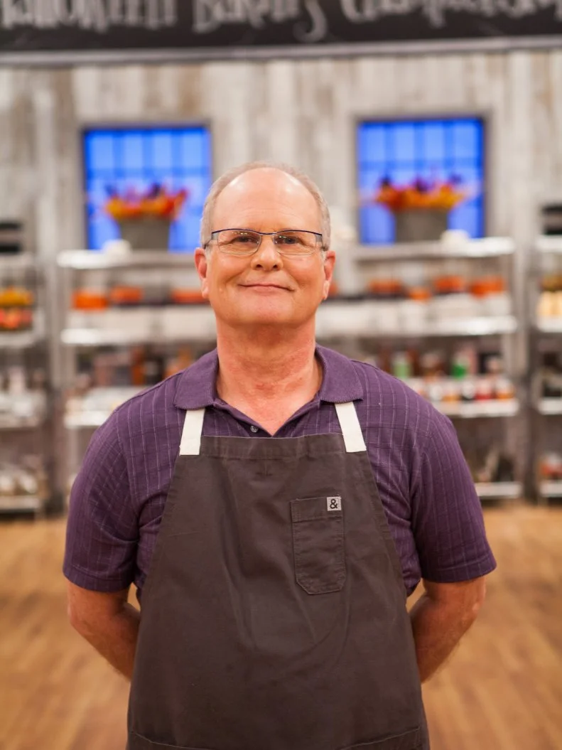 Cliff Butler, as seen on Halloween Baking Championship, Season 3.