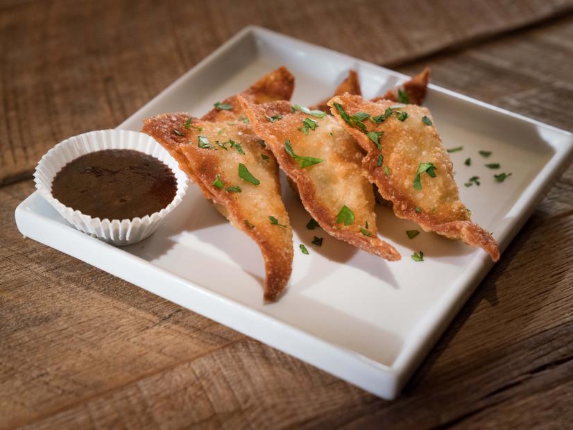 Contestant Palak Patel's dish, Stackable Samosas with Tamarind Apple Butter Chutney, as seen on Food Network Star, Season 14.