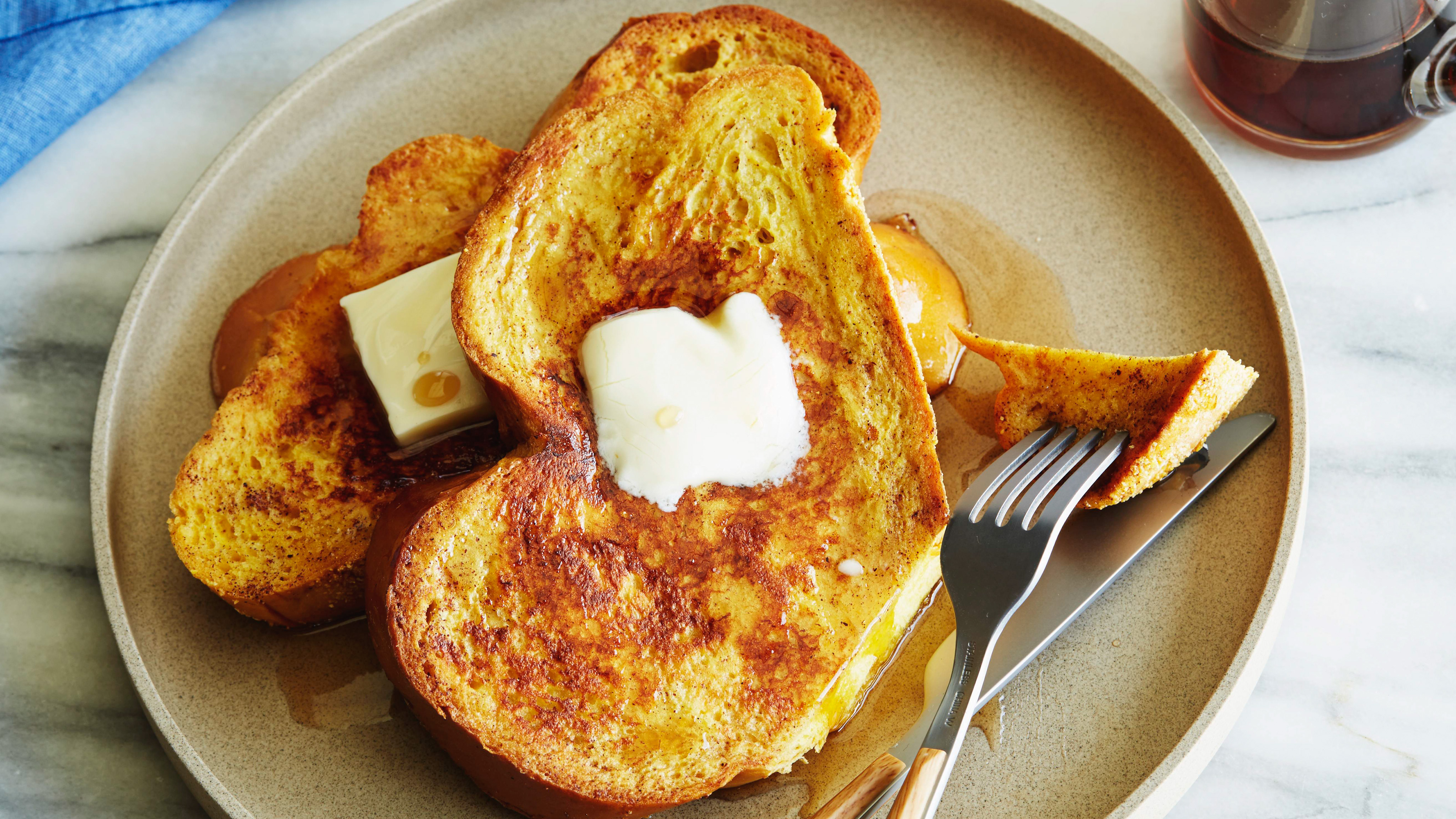 FRENCH TOAST, Robert Irvine, Dinner: Impossible/Groundhog Daze, Food Network,
Cinnamon, Nutmeg, Sugar, Butter, Eggs, Milk, Vanilla Extract, Challah, Brioche, or White
Bread, Maple Syrup,FRENCH TOAST, Robert Irvine, Dinner: Impossible/Groundhog Daze, Food Network,
Cinnamon, Nutmeg, Sugar, Butter, Eggs, Milk, Vanilla Extract, Challah, Brioche, or White
Bread, Maple Syrup
