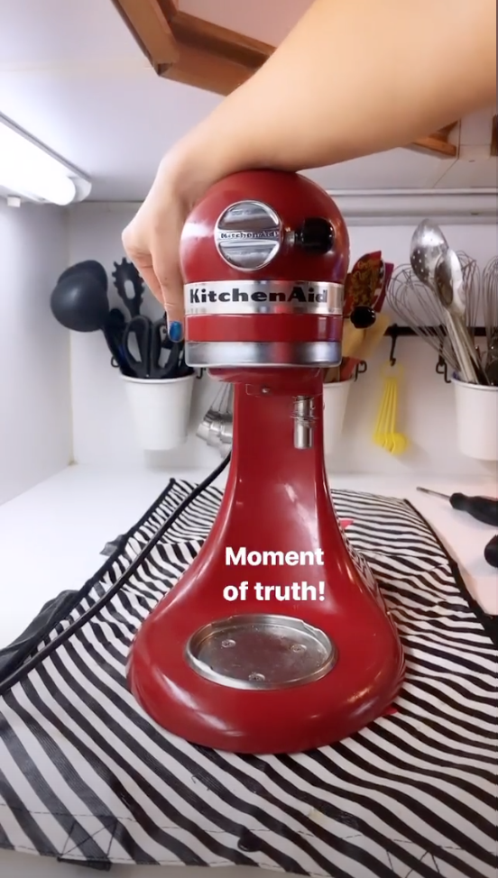 How To Repair a KitchenAid Mixer Yourself - FOOD ON THE FOOD