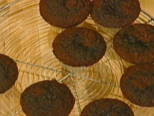 Cream Filled Devil's Food Cupcakes