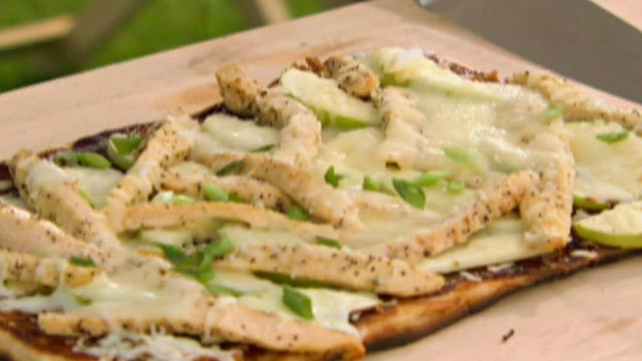 BBQ Chicken Pizza With Apple