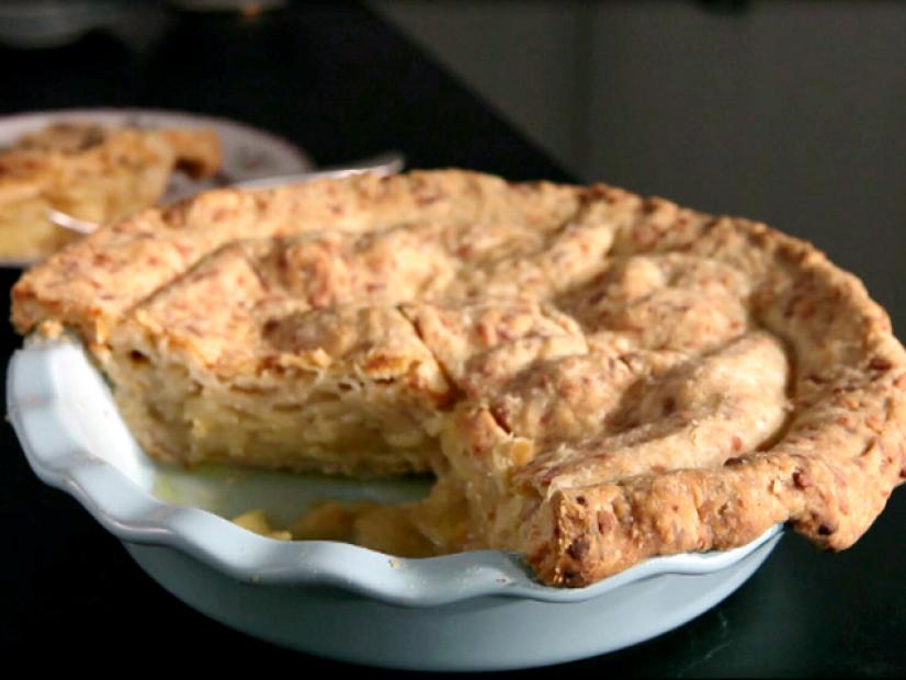 View Apple Pie With Cheddar Cheese Slice Pictures
