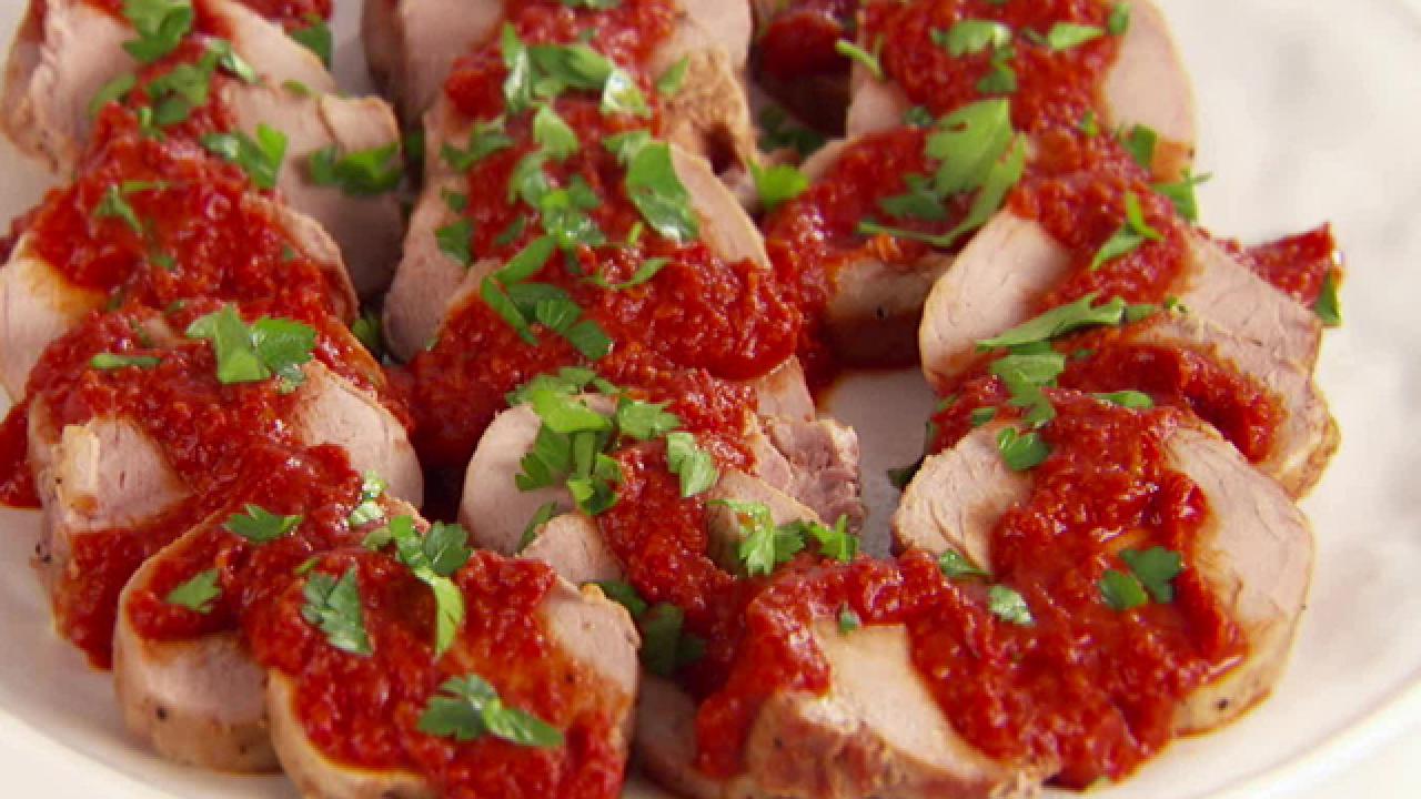 Pork With Red Pepper Sauce