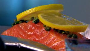 Salmon With Lemon and Capers