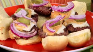 Sliders With Chipotle Mayo