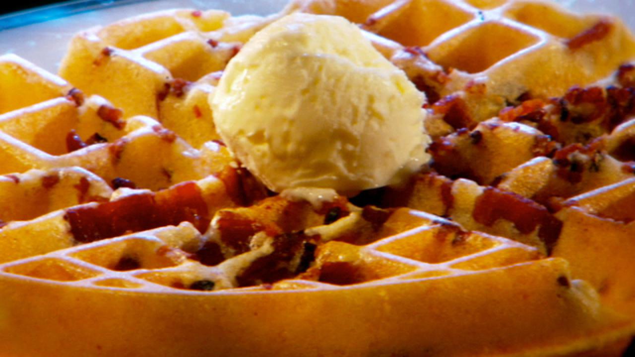 Bacon Waffles With Guy