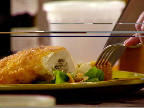 Crispy Chicken Breasts Stuffed with Mushrooms and Goat Cheese