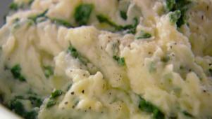 Creamy Mashed Potatoes-n-Kale