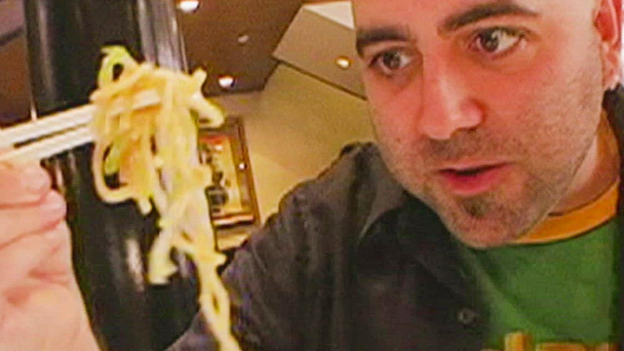 Duff Goldman: Garlic Noodles