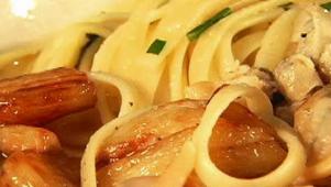 Sauced: Linguini w/ Clam Sauce