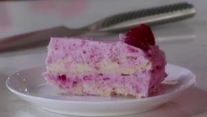 Giada's Frozen Meringue Cake
