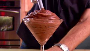 Foam Whipper Chocolate Mousse
