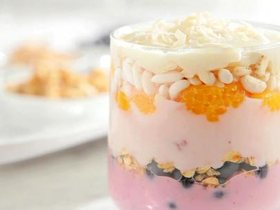 How to Create an Epic Yogurt Parfait Bar - Aspen Jay
