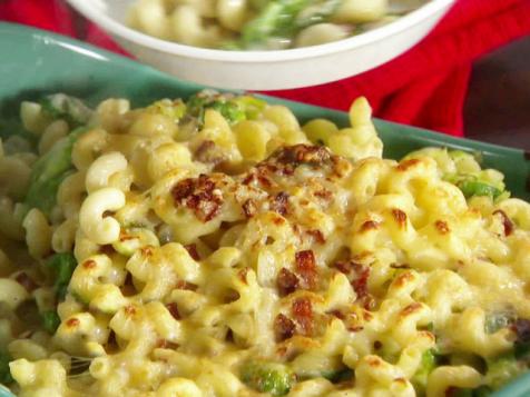 Bacon and Brussels Sprout Mac and Cheese