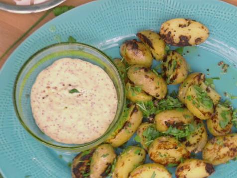 Bobby's Grilled Aioli Potatoes