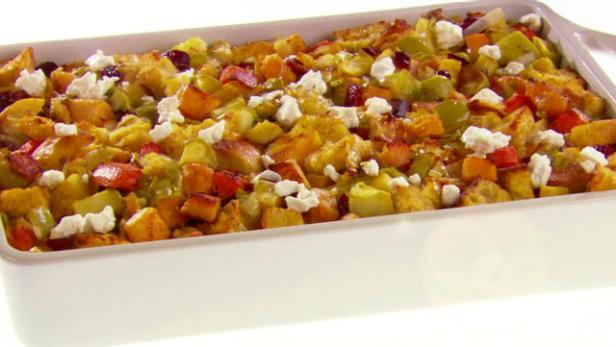 Sweet and Savory Root Vegetable Stuffing_image