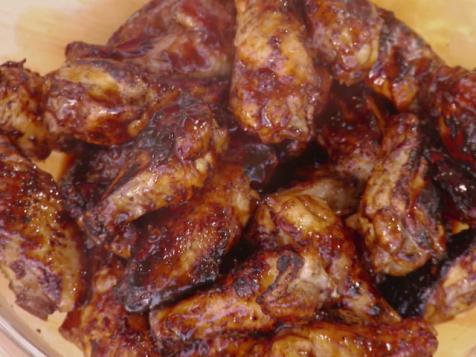 Tamarind-Glazed Chicken Wings