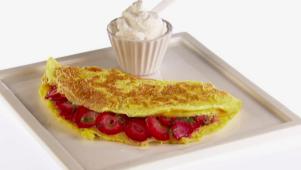 Omelet With Strawberries