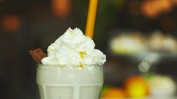 Peaches and Cream Milkshake