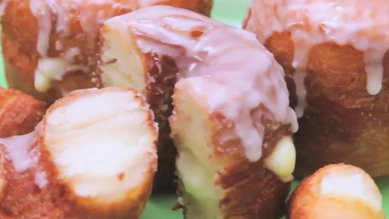 Fried Croissant Doughnuts