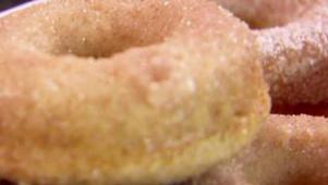 Ina's Cinnamon Baked Doughnuts
