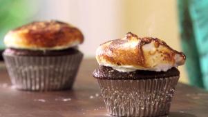 Marshmallow-Topped Cupcakes