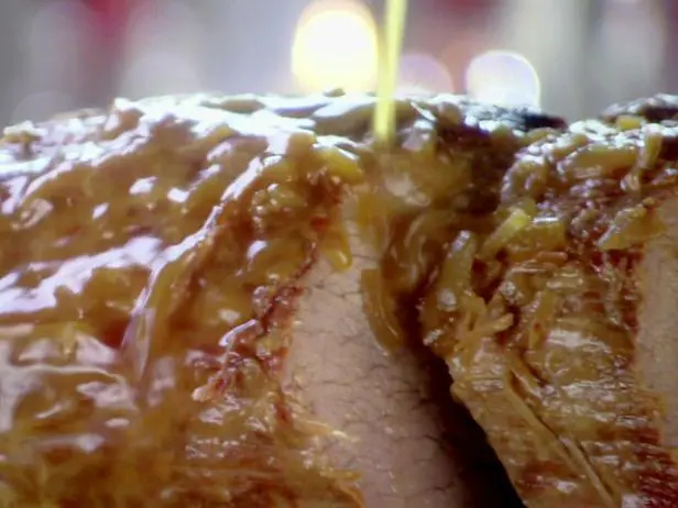 Cordelia's Roast Beef Recipe | Trisha Yearwood | Food Network