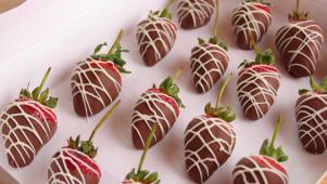 Ree's Chocolate Strawberries