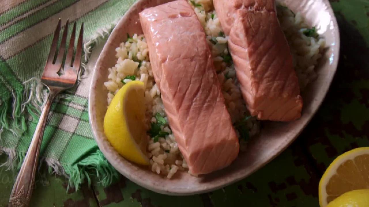 Traditional Poached Salmon