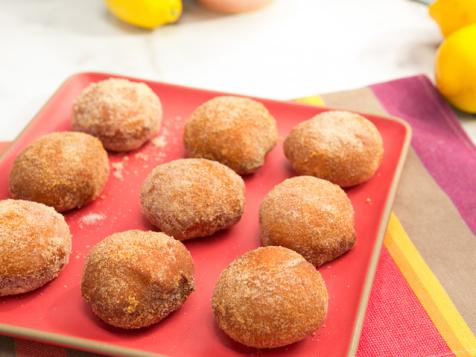 Doughnuts with Chile Sugar