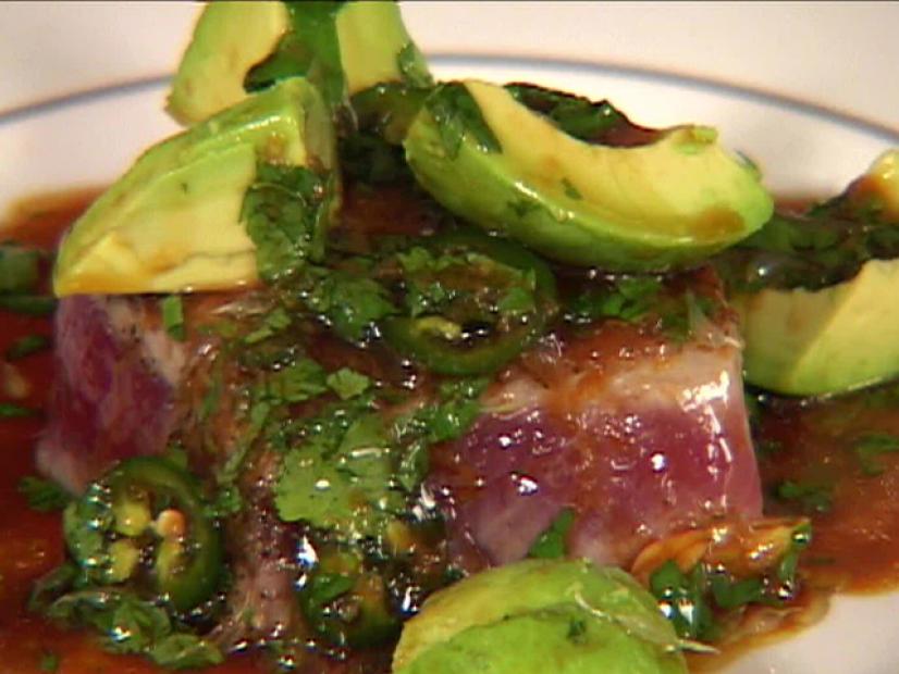 Pan Seared Tuna With Avocado Soy Ginger And Lime Recipe Tyler Florence Food Network 