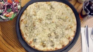 Frank Pepe Pizzeria Napoletana