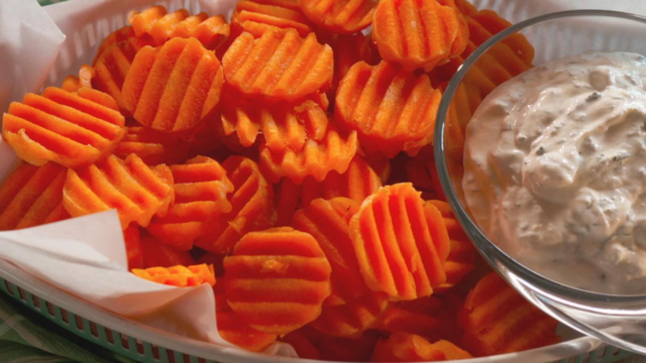 Carrots with Zesty Herb Dip