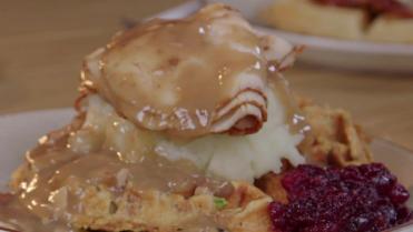 Guilty Pleasures Thanksgiving Madness Highlight Videos Food Network Guilty Pleasures Food Network