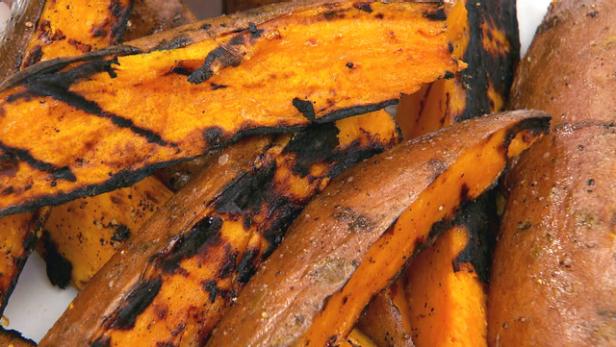Grilled Sweet Potato Fries with Honey-Mustard-Mint Dipping Sauce
