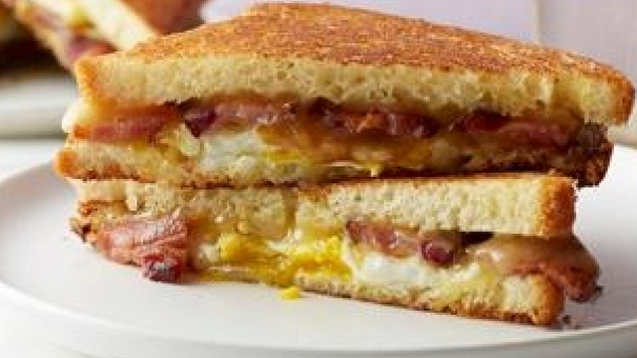 Bacon and Egg Grilled Cheese