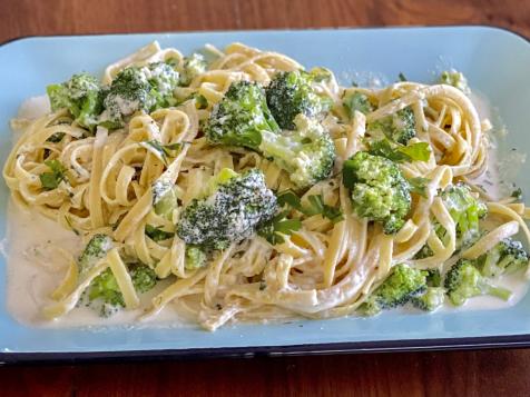 Quick Fettuccine Alfredo