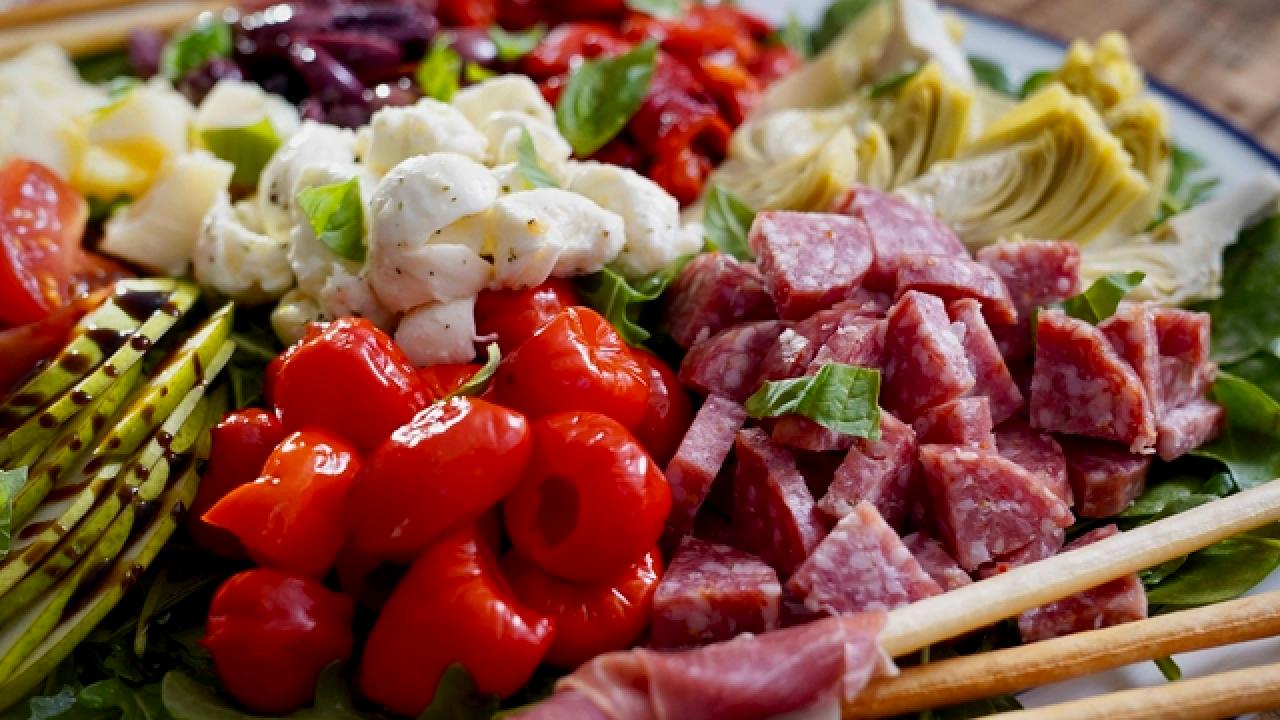 Antipasto Salad with Prosciutto-Wrapped Breadsticks