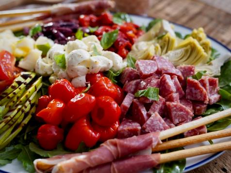 Antipasto Salad with Prosciutto-Wrapped Breadsticks