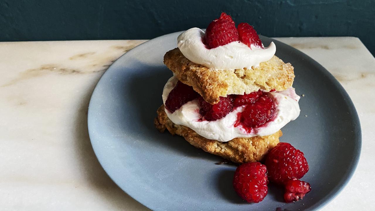 Raspberry Shortcakes with Double Ginger Biscuits | Food Network