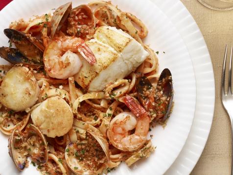 7 Fishes Fra Diavolo Pasta