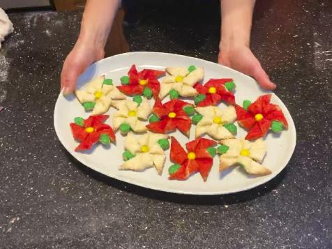 Poinsettia Pinwheel Cookies
