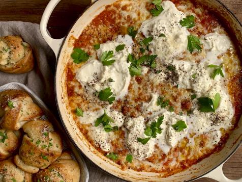 Pizza Dip With Garlic Knots