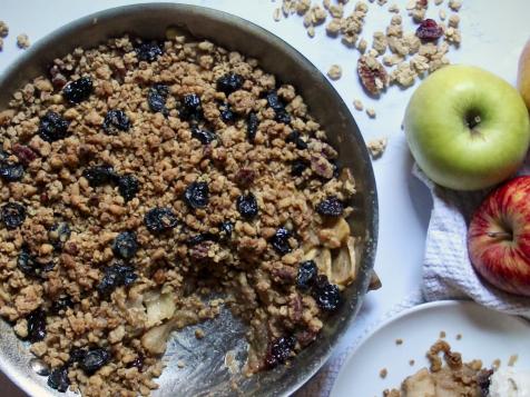 Skillet Granola-Apple Crisp