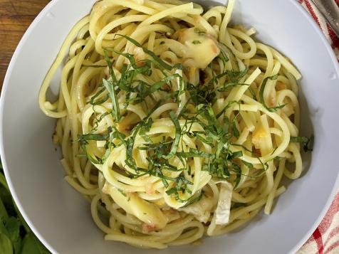 Creamy No-Cook Tomato Sauce