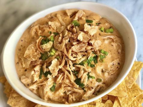 Super Cheesy Spicy Chicken Dip
