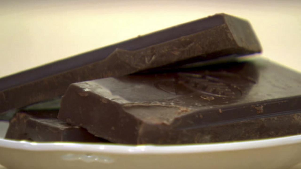 5 Ingredient Chocolate Fondue