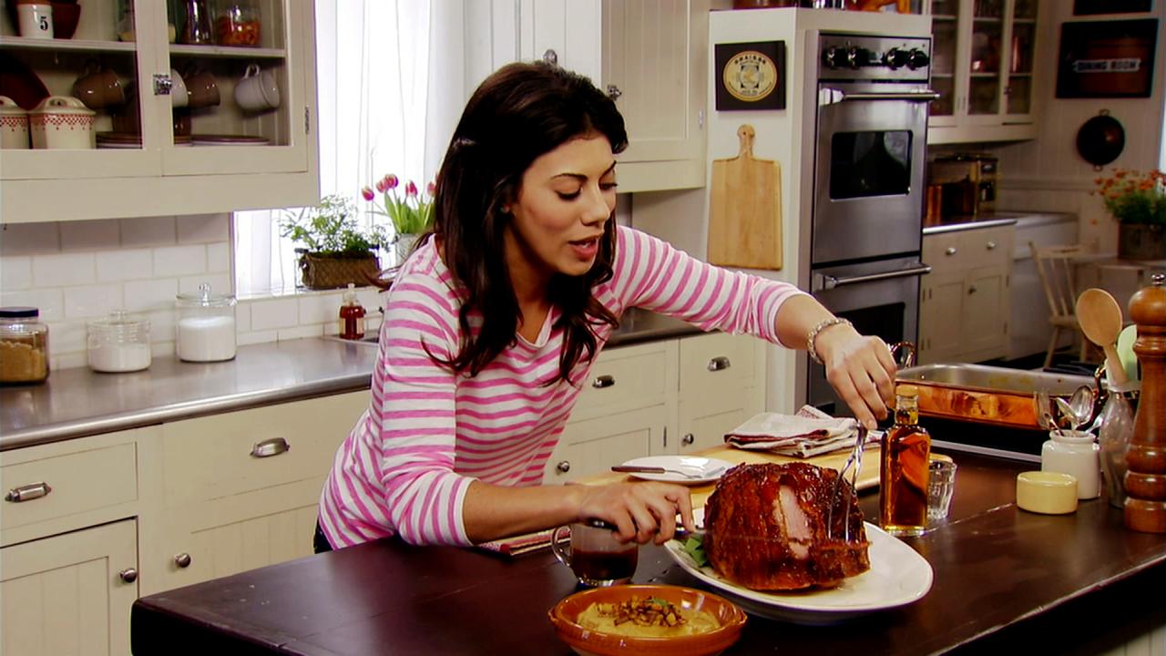 Claire's Fig-Glazed Ham